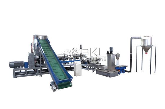 1000kg H PET زجاجة رقائق ماكينة 110KW الحيوانات الأليفة رقائق غسالة